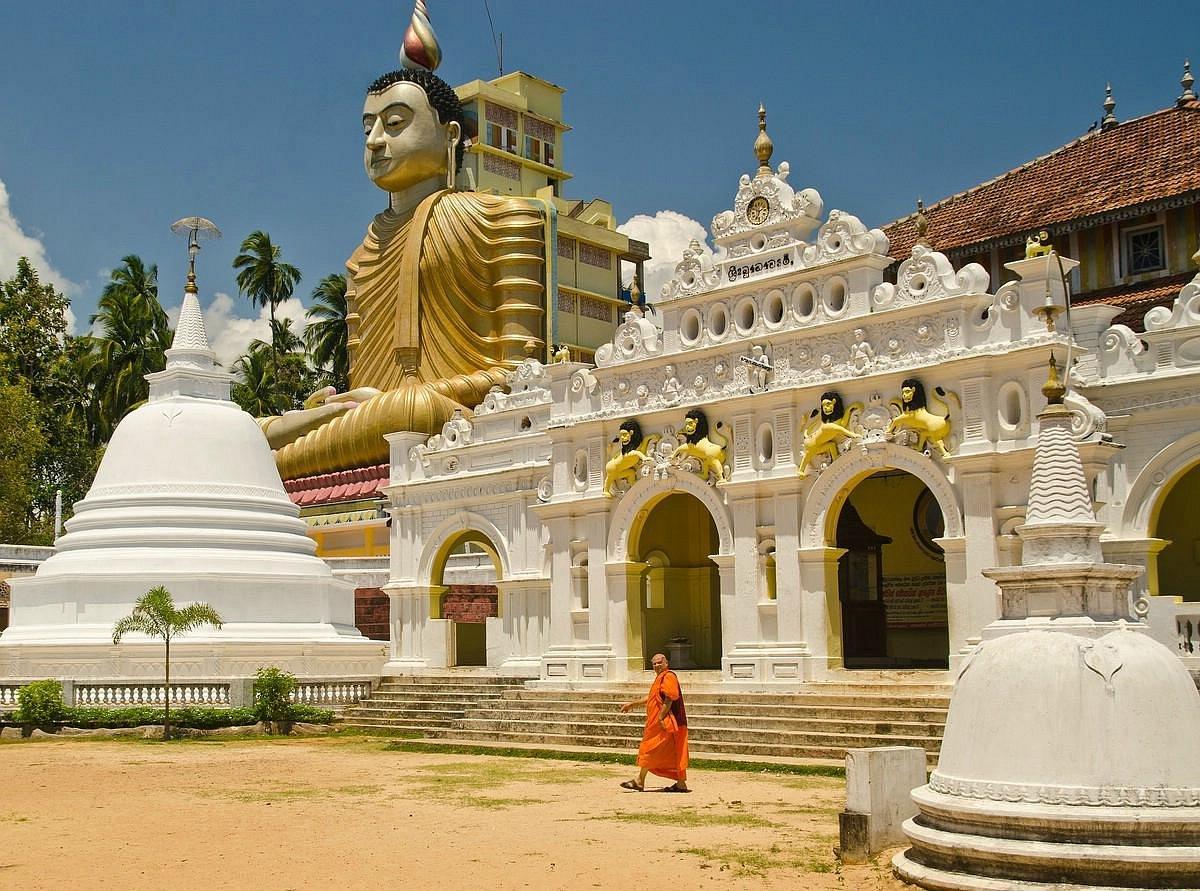 Wewurukannala Temple ancient Buddha