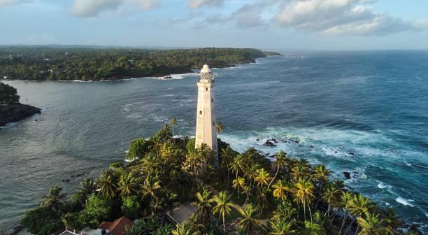 Lighthouse keeper path