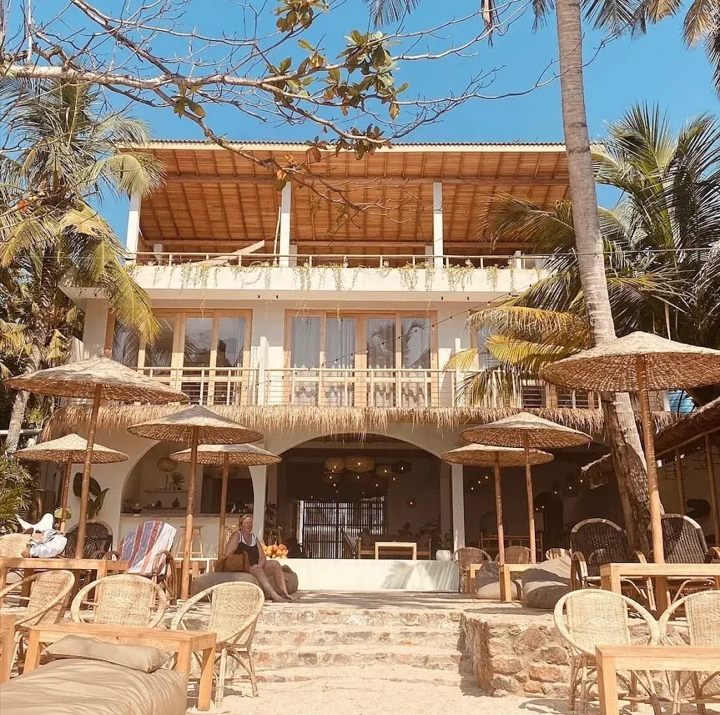 La Playa Hiriketiya pool deck and ocean view Dikwella